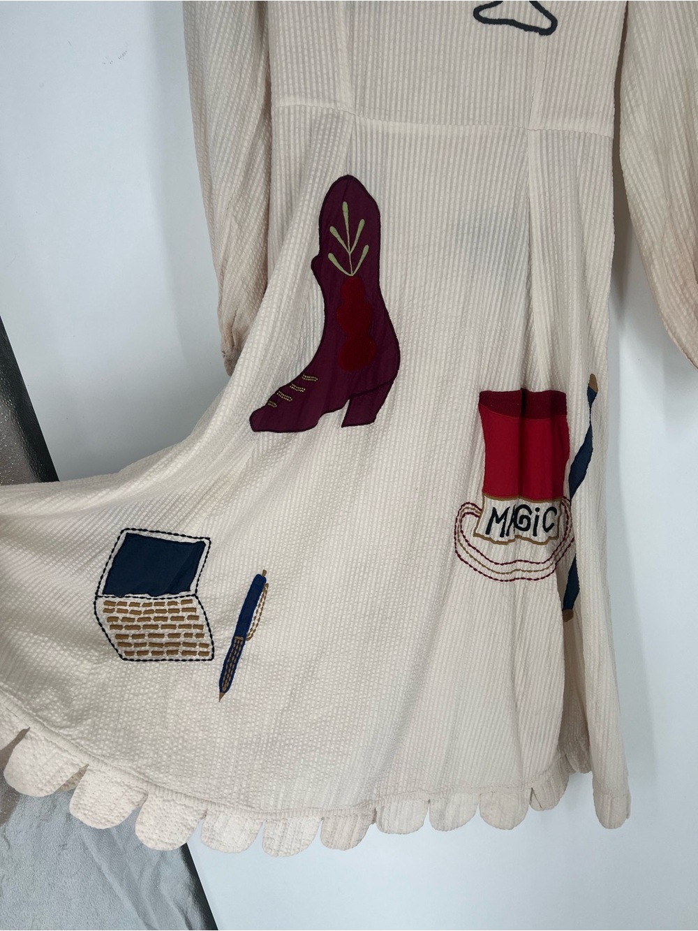 Stella Nova Ivory Novelty Appliqué Midi Dress with Candle & Boots Motif XXS - Picture 3 of 13